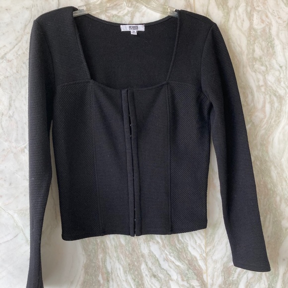 Sweater - Picture 6 of 6